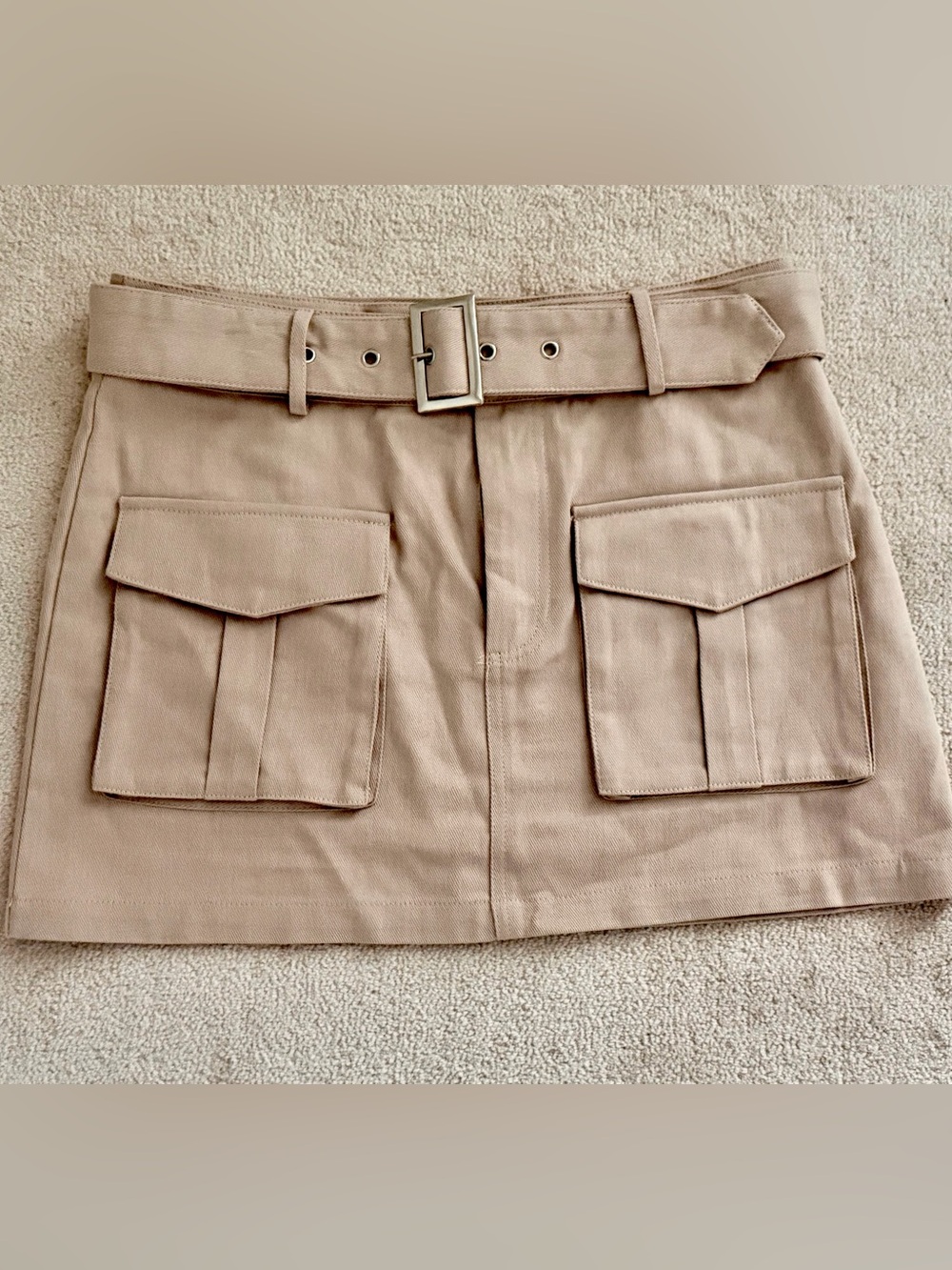 SHEIN Women’s Y2K Style Khaki Tan Cargo Mini Skirt with Matching Eyelet Belt M